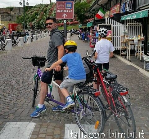 Partenza pista ciclabile Peschiera Mantova