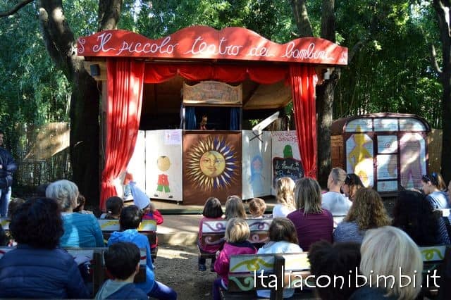 teatrino-di-burattini-al-parco-di-pinocchio