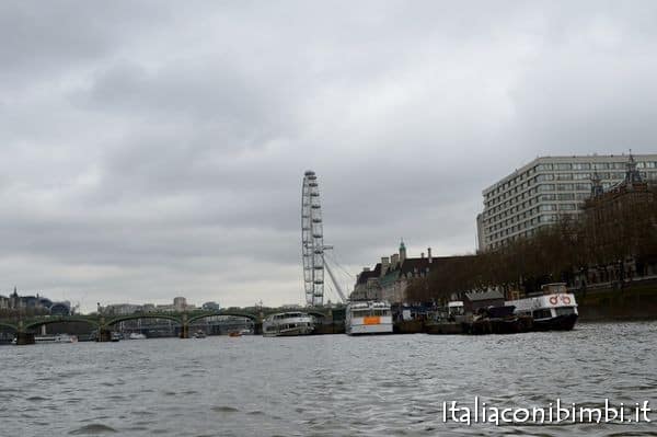 London Eye dal fiume