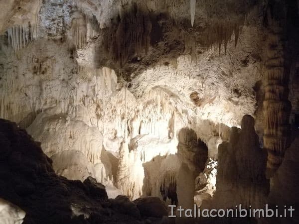 interni delle Grotte di Frasassi