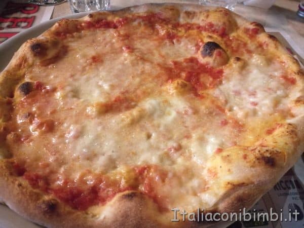 pizza del Rebel Pub Pizzeria di San Benedetto del Tronto
