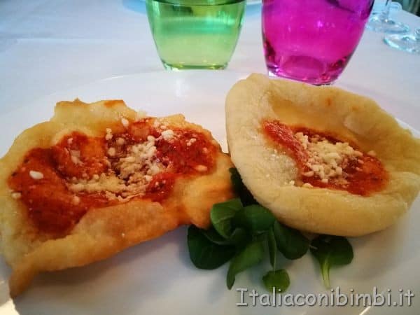 Eco-Park-Hotel-Azalea-di-Cavalese-pizzette-fritte