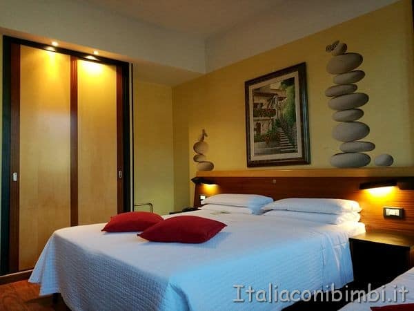 Camera-dellArt-Hotel-Milano-di-Prato
