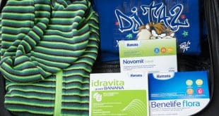 Valigia - farmaci e integratori da portare