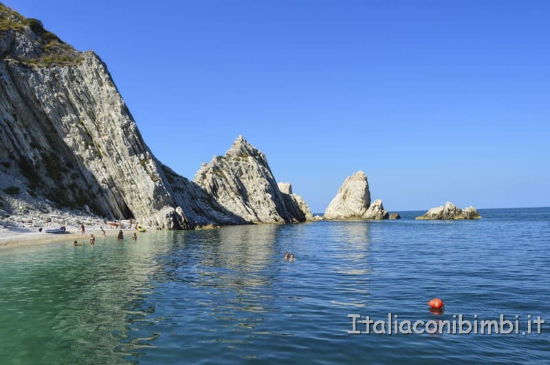 Tartaday - Spiaggia delle due sorelle mare