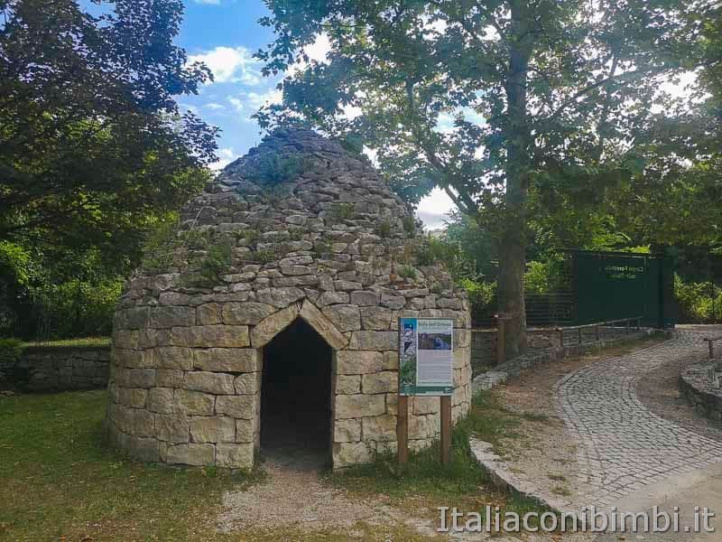 Parco nazionale della Majella - capanna in pietra a secco Valle dell-Orfento