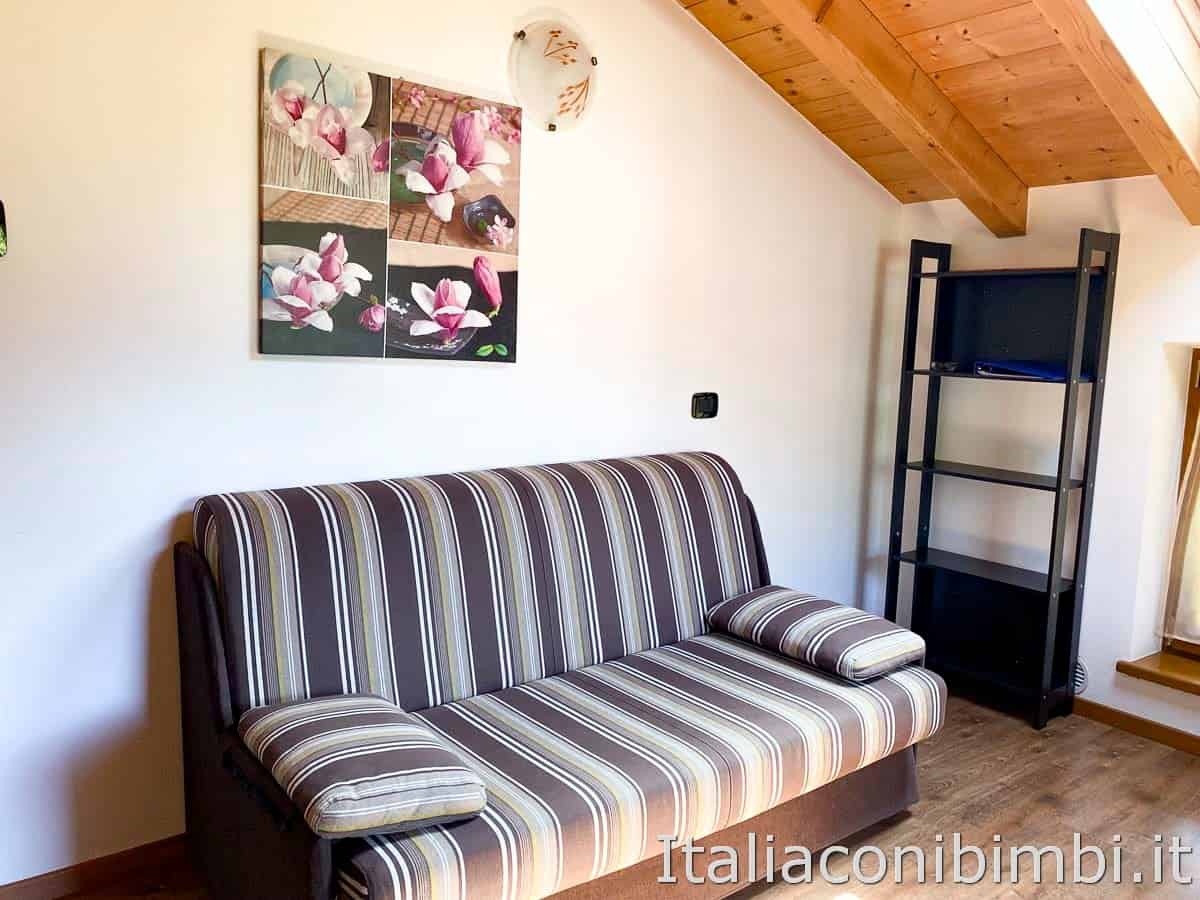 Residence Toli - Valle di Ledro- soggiorno divano letto
