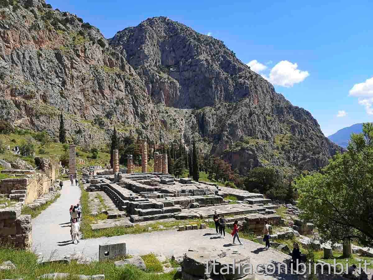 Grecia - Delfi - teatro -