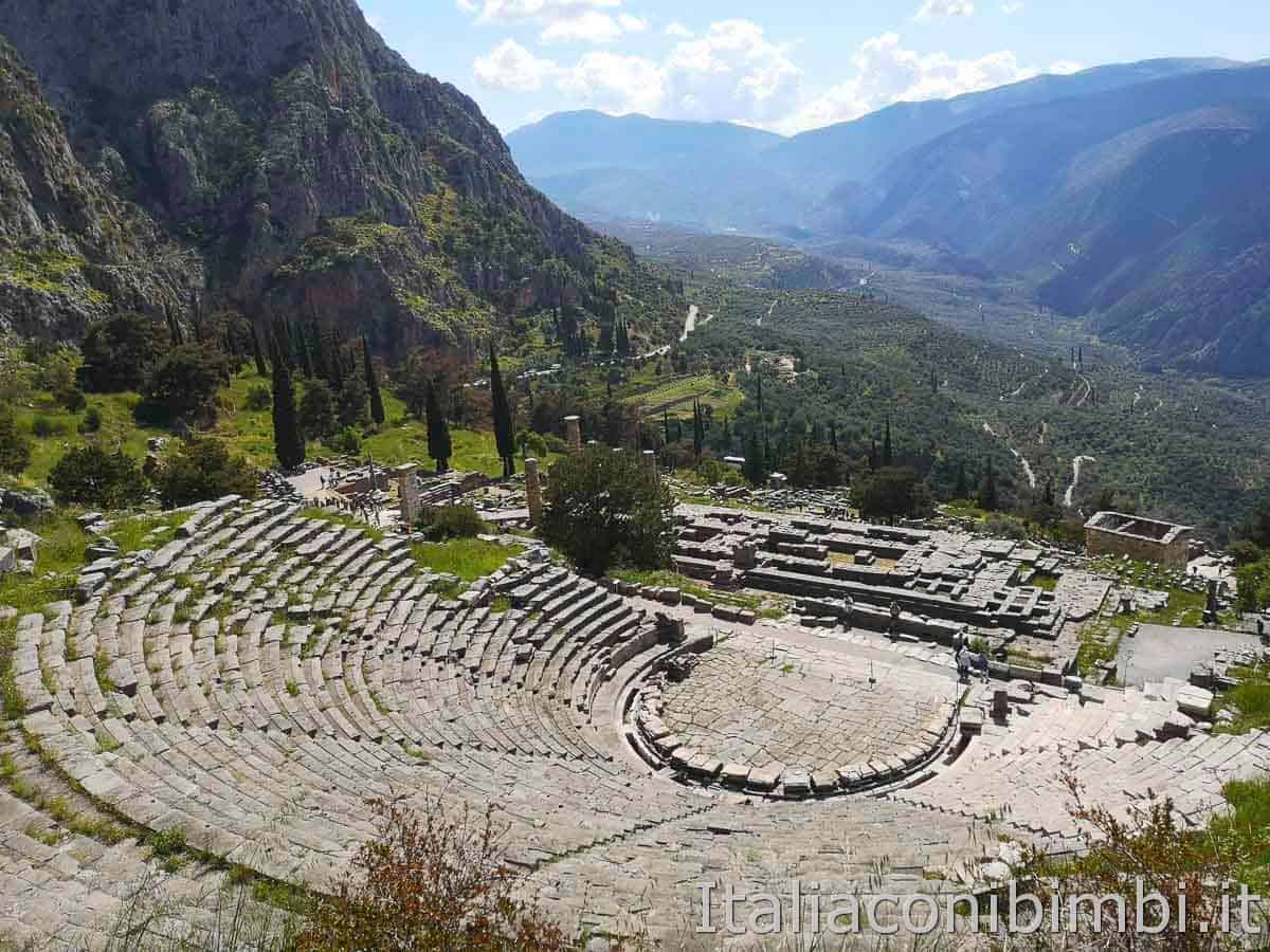 Grecia - Delfi - teatro