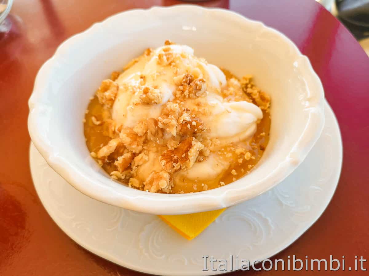 Grecia - yogurt greco